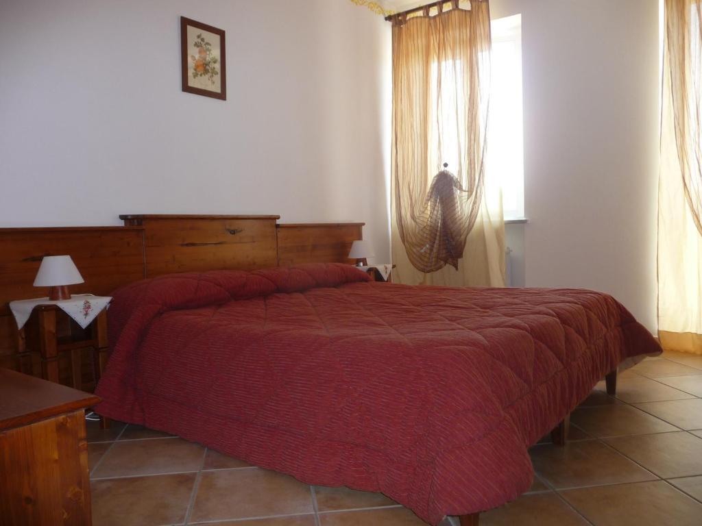 Agriturismo Cascina Vrona Villa Monteu Roero Bagian luar foto